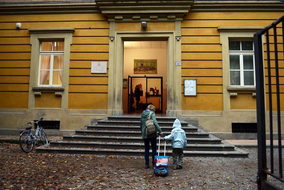 Alunno violento. E la classe resta a casa 