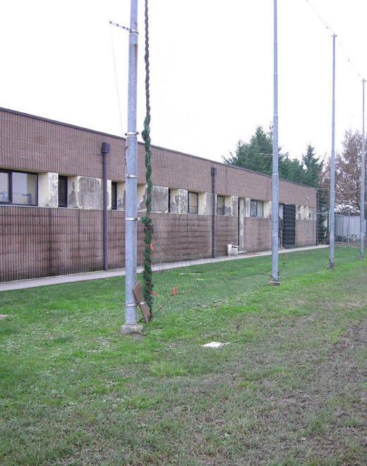 Rubati gli smartphone dei baby calciatori