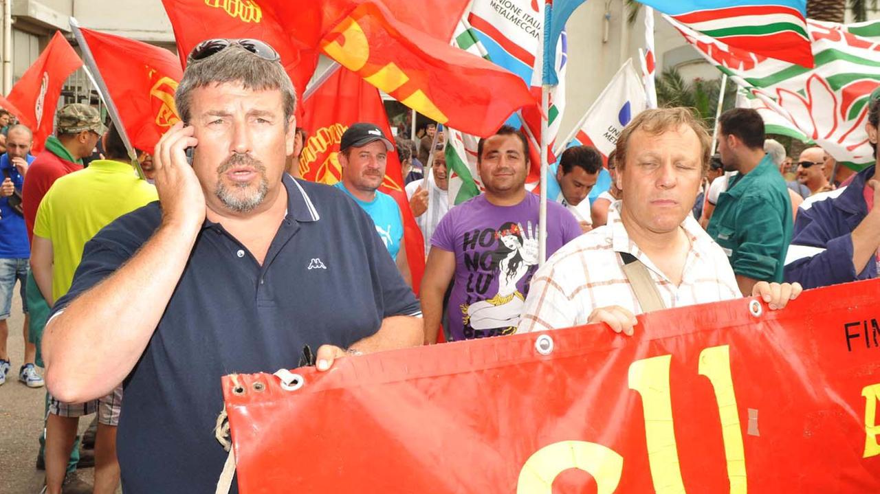Mirko Lami nel corso di una delle manifestazioni per la Lucchini (Foto Pabar)