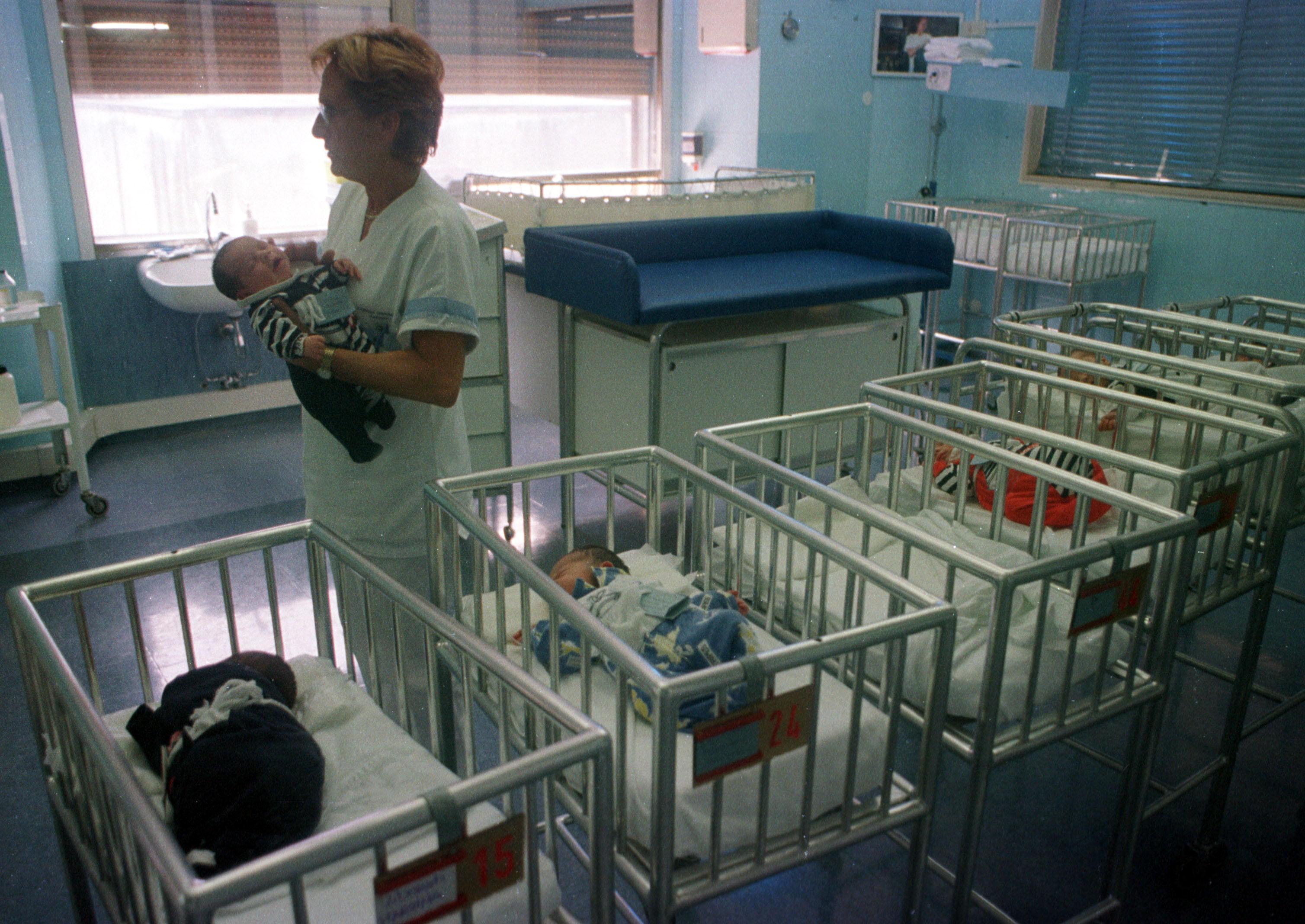 Erogati seicento contributi a nuovi nati e famiglie numerose, parte un nuovo bando
