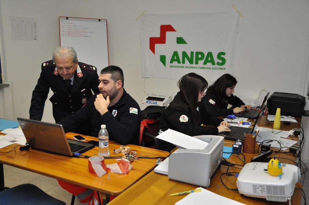 La sala operativa della protezione civile a Cecina