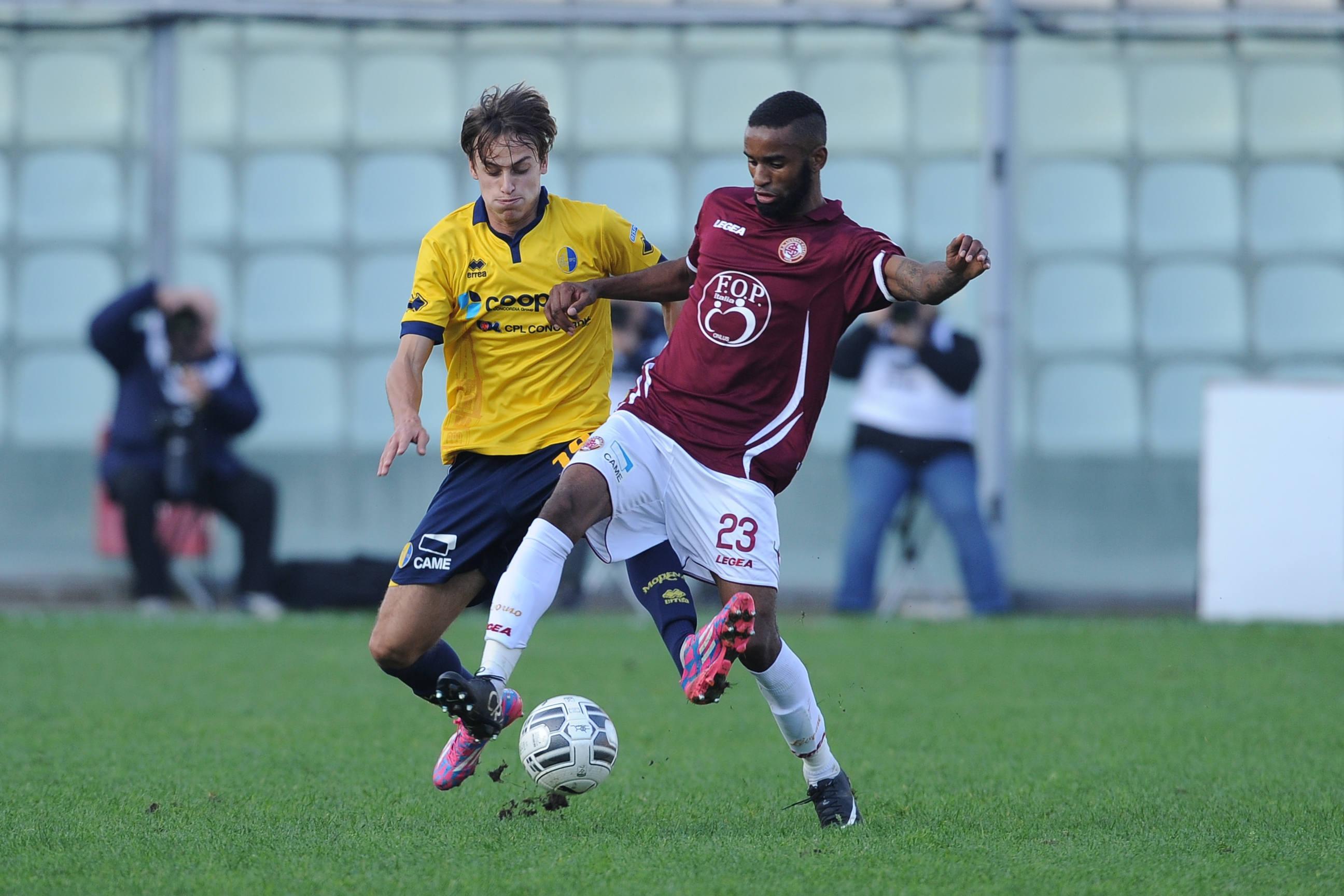 Stop in allenamento per Maicon