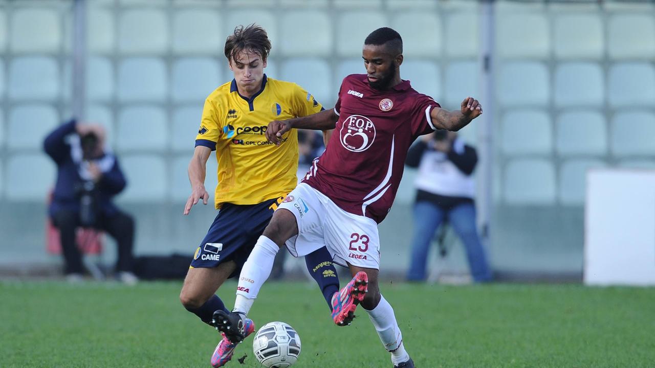 Stop in allenamento per Maicon