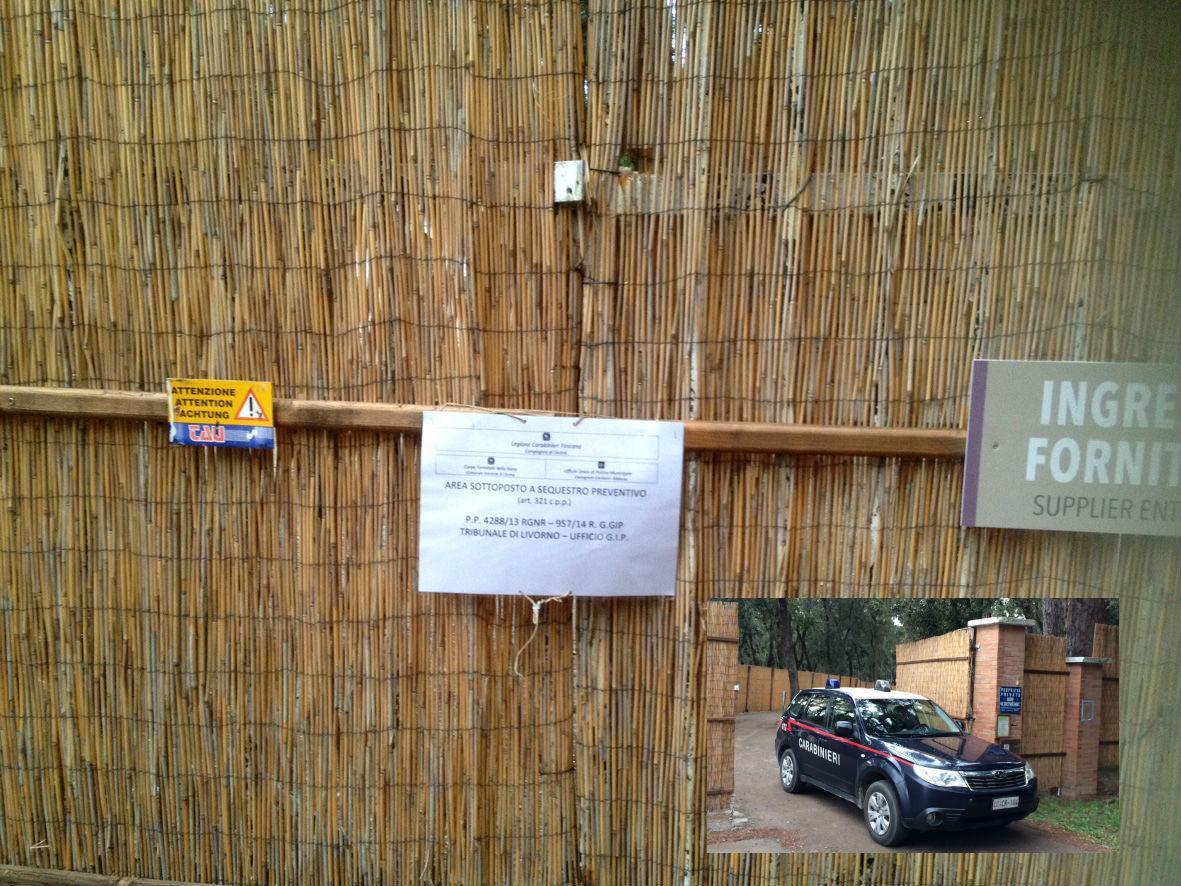 I sigilli all'ingresso del Paradù, e un'auto dei carabinieri
