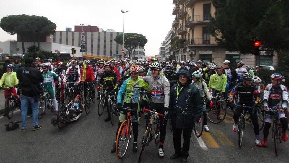 Oltre 150 cicloturisti per Telethon Bubnenkova dà l’addio alle gare