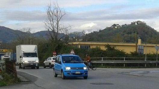 Ci sono troppi pericoli lungo via del Fanuccio