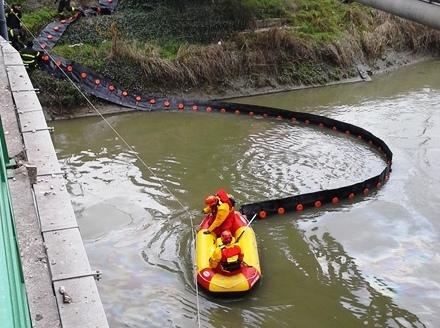 Inquinamento nel Burana La nafta si sta riducendo 