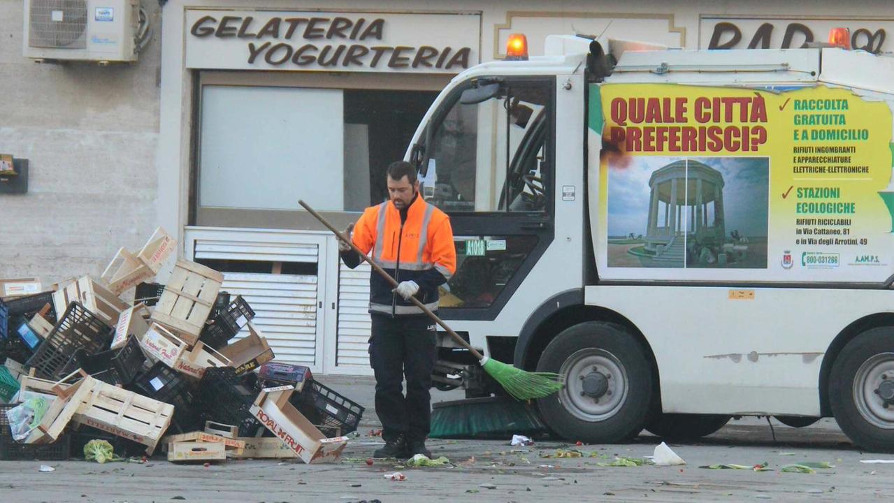 Aumenta il costo del servizio di smaltimento dei rifiuti e di conseguenza per i livornesi cresce anche l'importo della Tari