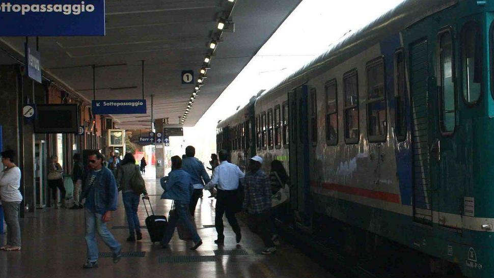 Sui treni troppe offese e sputi
