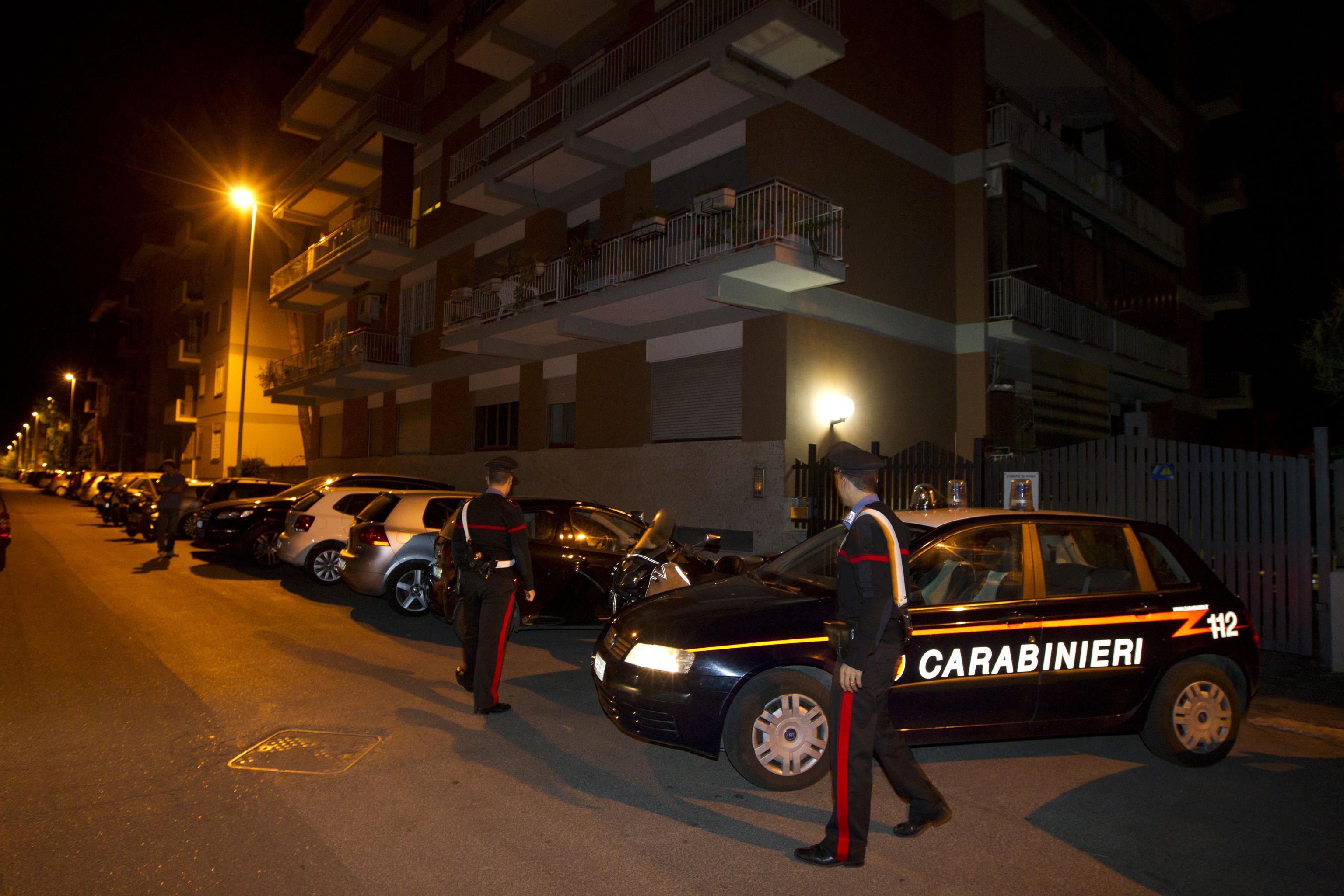 I carabinieri hanno arrestato un uomo per violenza sessuale