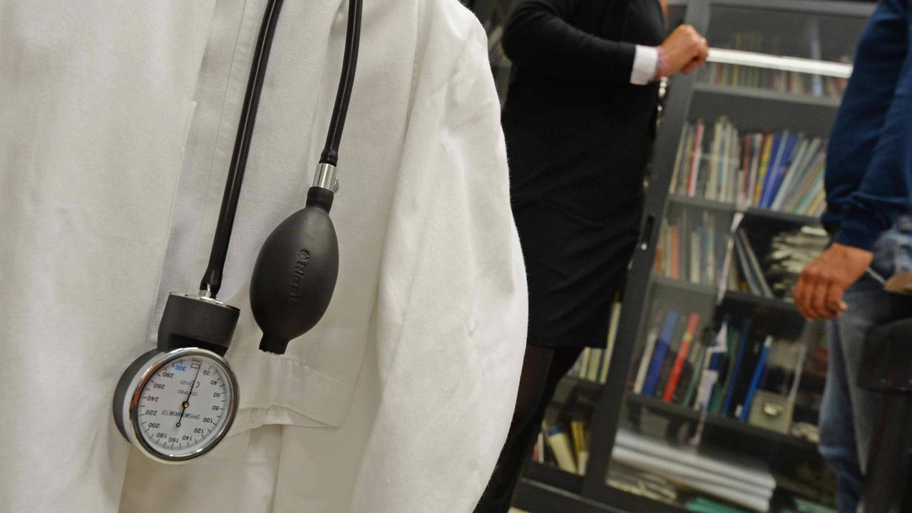 Sesso estremo: confermato il sequestro dei bisturi