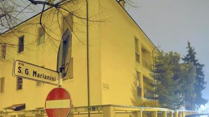 Rubano il furgone con i pacchi