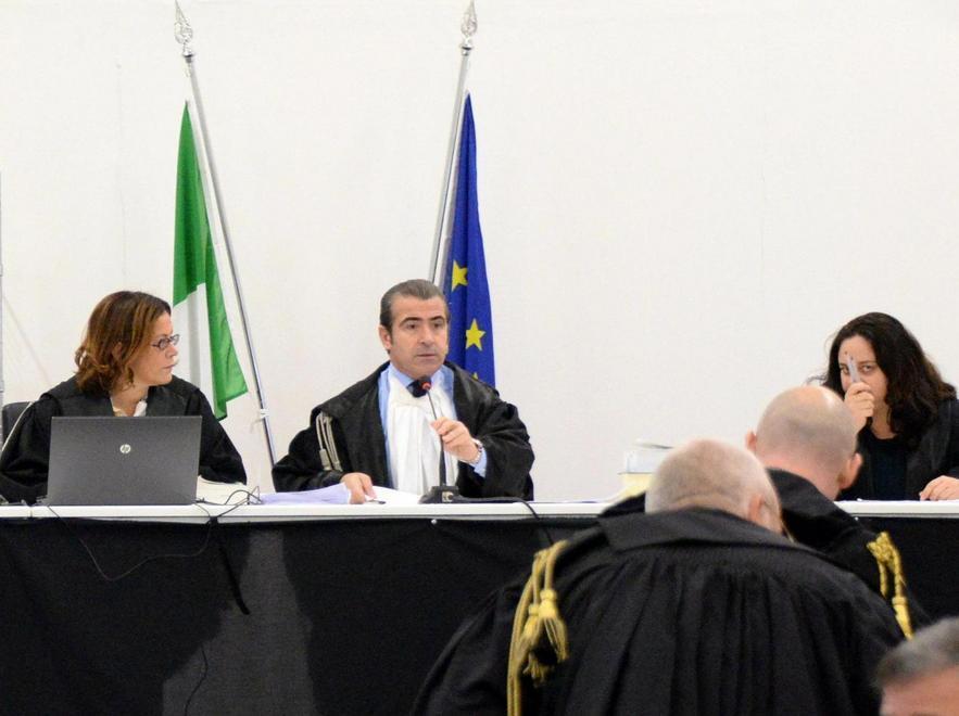 Strage, la difesa tenta l’affondo con troppi errori 