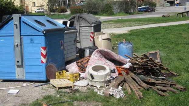 Scoppia la protesta sulla tassa rifiuti Complice l’inciviltà