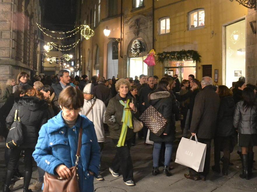 Attività aperte fino alla mezzanotte 