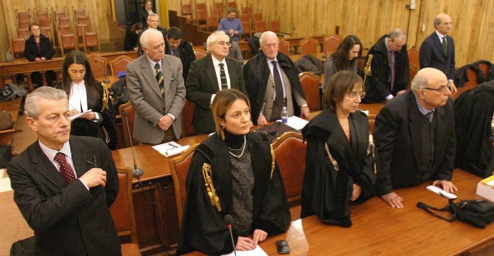 Per il crac Coopcostruttori tutti in aula per un mese 