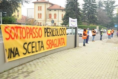 «Sottopasso pensato male e pericoloso per i pedoni» 