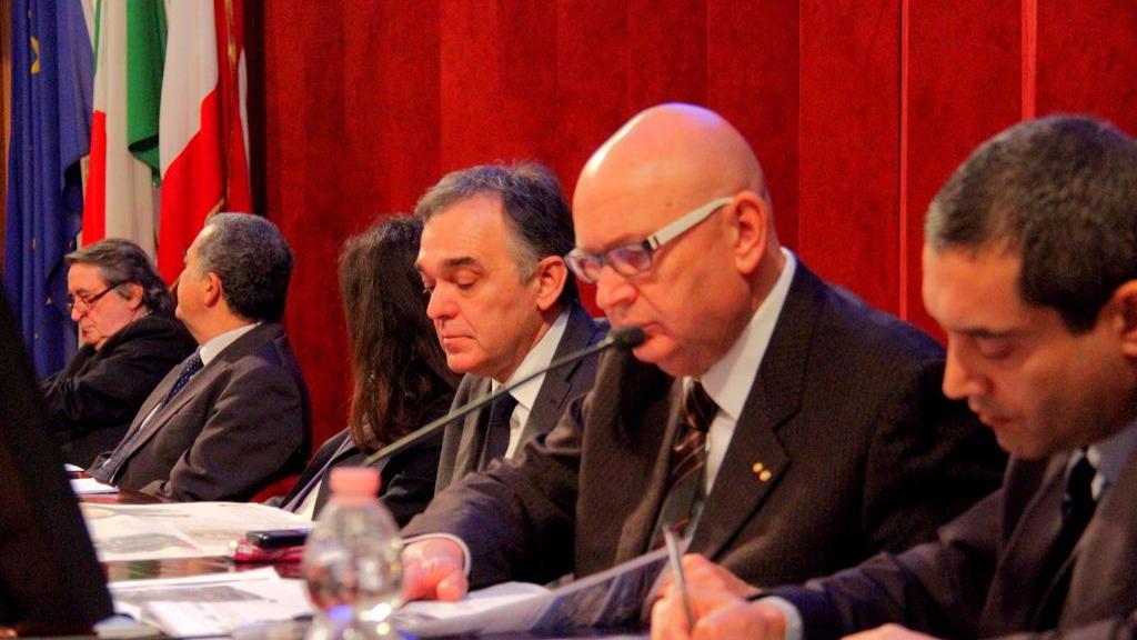 Costalli e Rossi (sullo sfondo c'è Gallanti) al convegno alla Camera di commercio (Marzi Pentafoto)