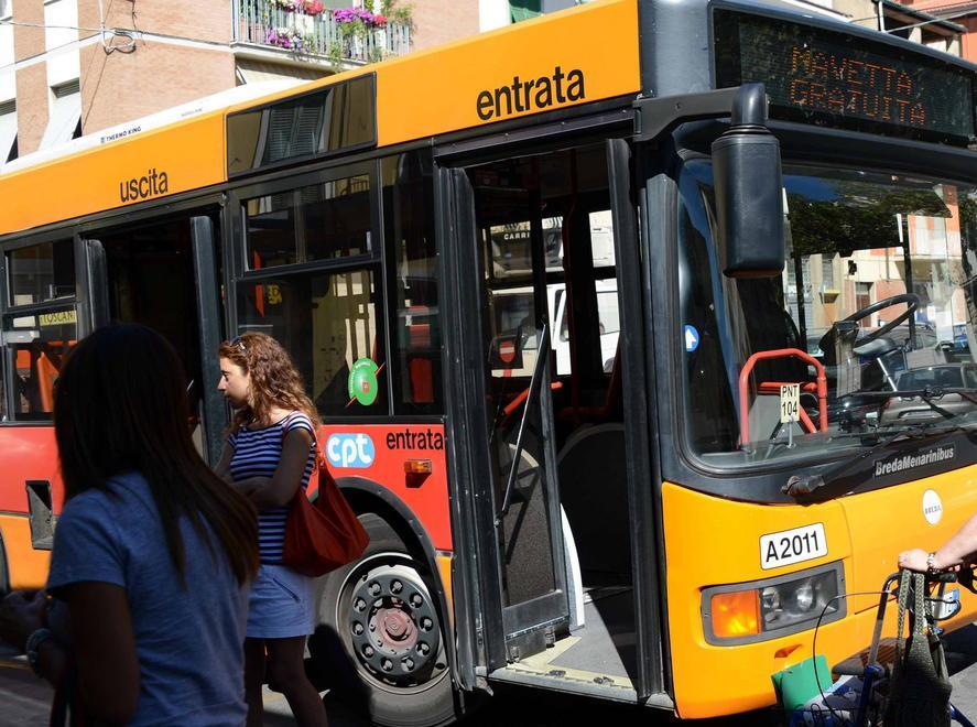 Il bus navetta in centro città (foto d’archivio)
