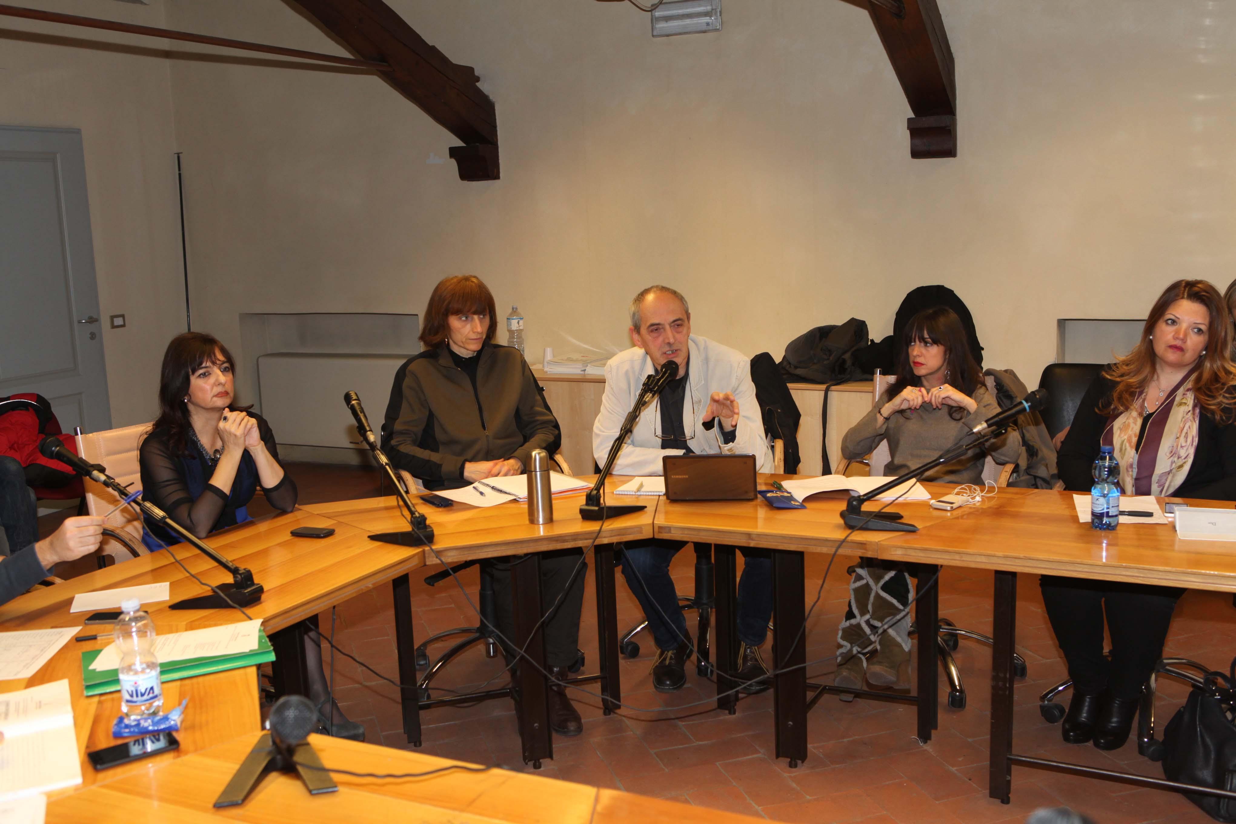 "Il 5% della comunità cutrese paga il pizzo"