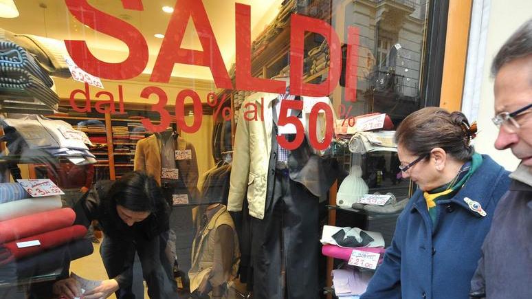Saldi dal 3 gennaio budget di 300 euro