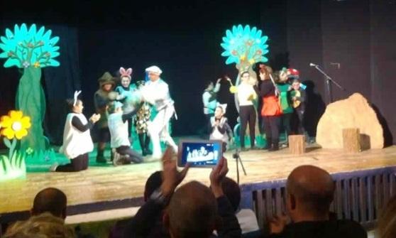 Applausi in teatro ai ragazzi speciali