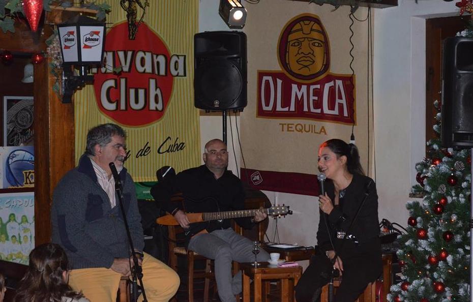 Spettacolo e buona cucina, a Trinità si cena con gli artisti