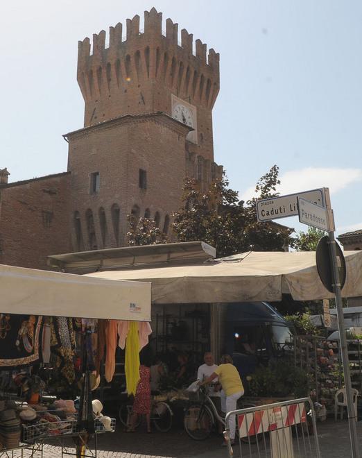 Pioggia di critiche per il nuovo mercato trasferito in centro 