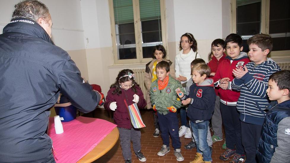 Una festa per la premiazione del concorso fotografico