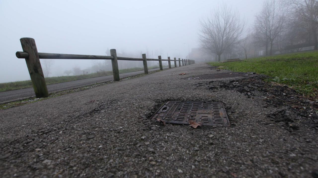 Inaugurata da soli tre anni, pista ciclabile al degrado