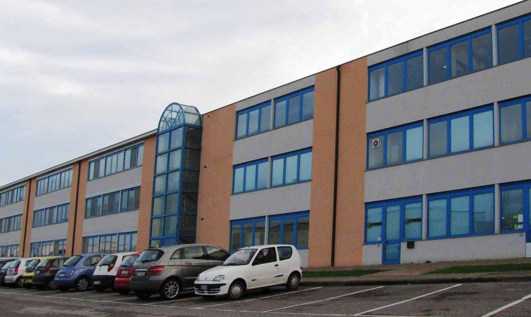 La sede del call center a Guasticce nell'area ex Cmf