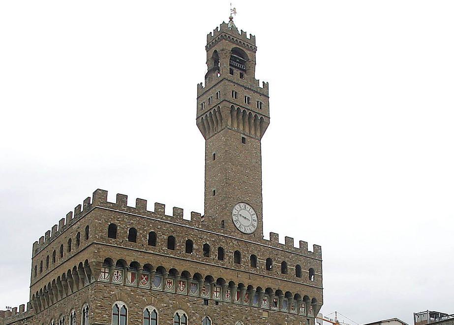 La Toianella “rubata” ora suona alla Torre di Arnolfo di Firenze