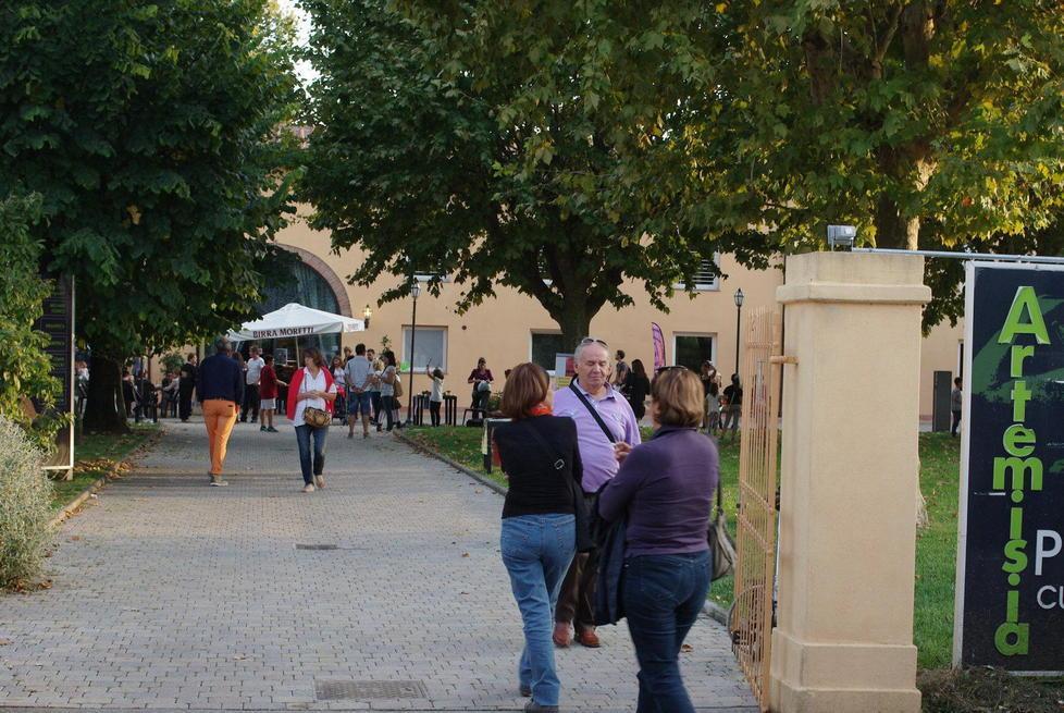 Due giorni di scambi al mercato del baratto