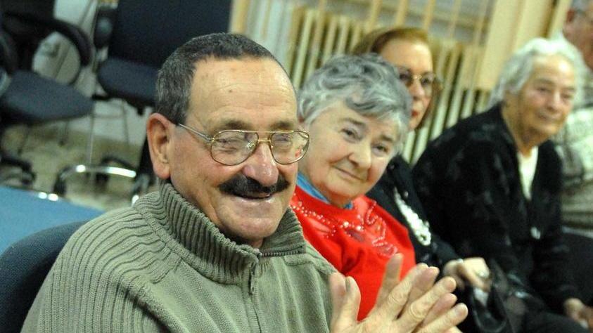 Fino a 900 euro mensili per un nonno in affido