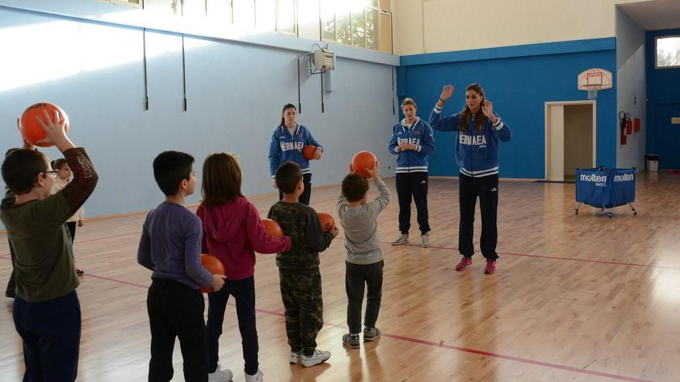 Festa a Santa Maria: salgono in cattedra le ragazze del volley