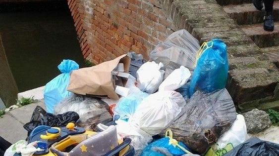 Viaggia in rete la denuncia dei giovani