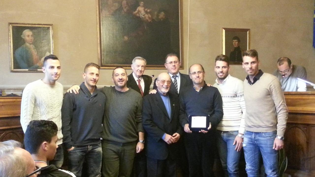 La premiazione dell'Atletico Piombino