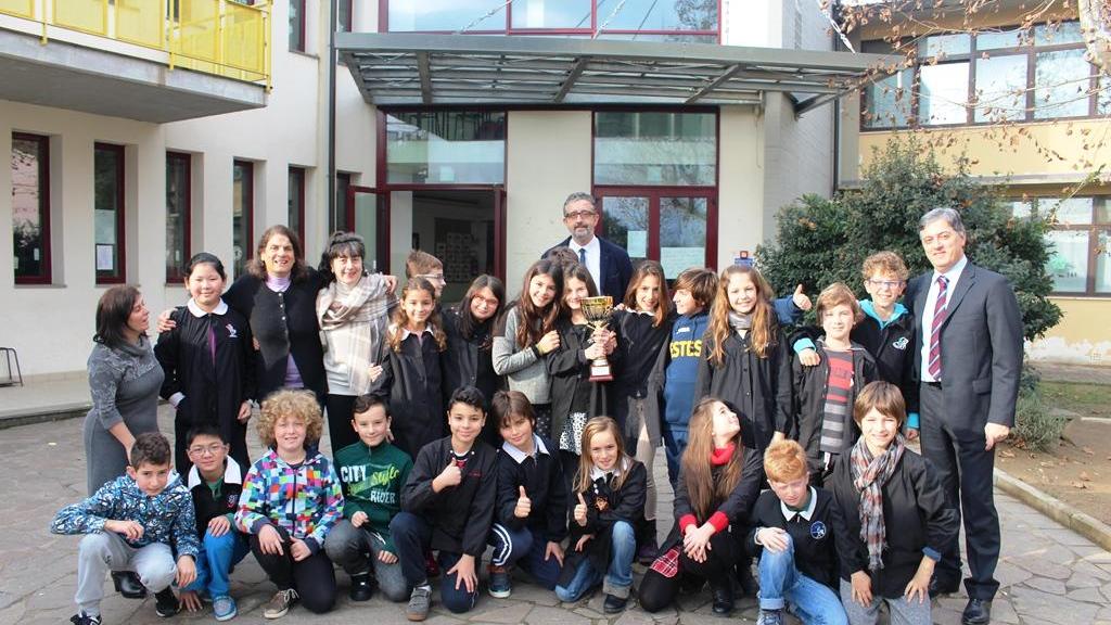 Gli alunni della classe vincitrice della scuola di Pizzidimonte