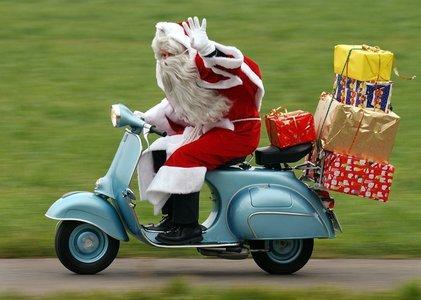 Un bel Babbo Natale in Vespa, a Castiglione