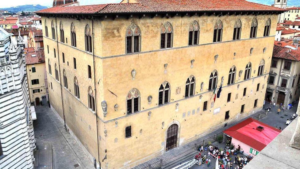 Bidello tentò di baciare un’alunna Condannato a un anno e 10 mesi 