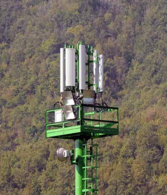 Telefonia, i cittadini chiedono un incontro con il sindaco