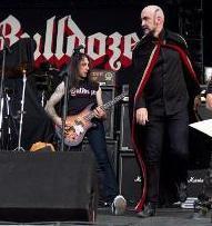 Trash Metal e musica Indie con Bulldozer e Drink to me