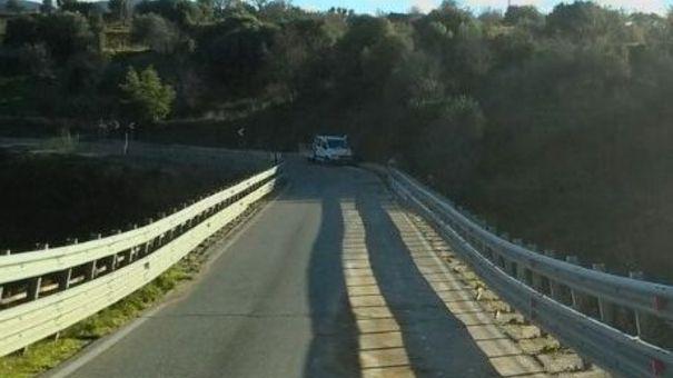 Riapre il ponte sulla Sp22 in località Badu’e chercu