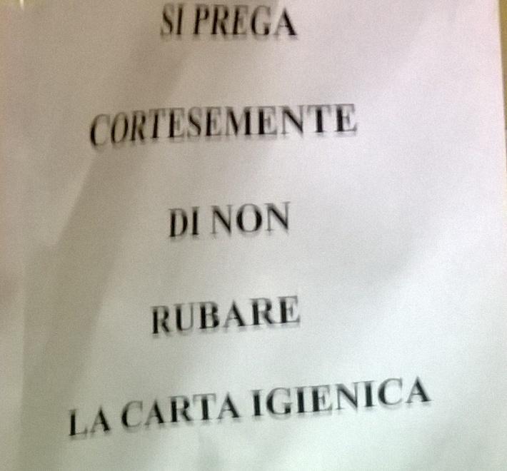 In ospedale rubano persino la carta igienica 