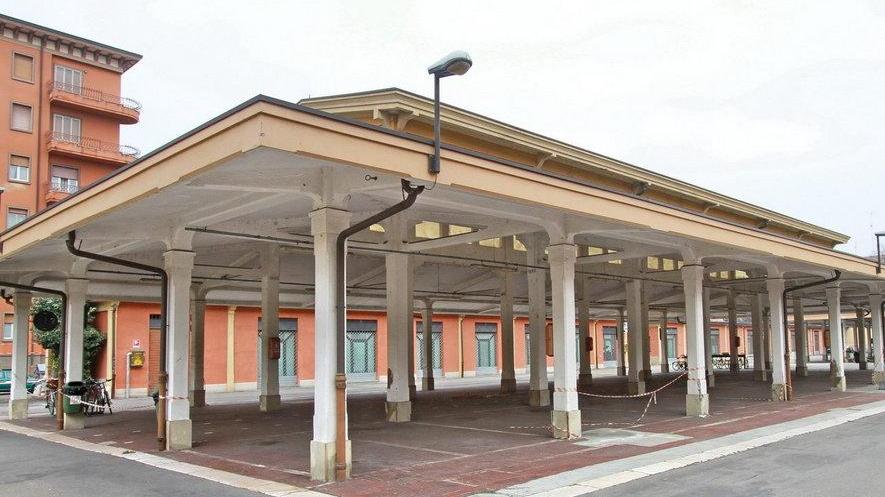 Modena, parcheggio ex-mercato di via Menotti: apre il cantiere