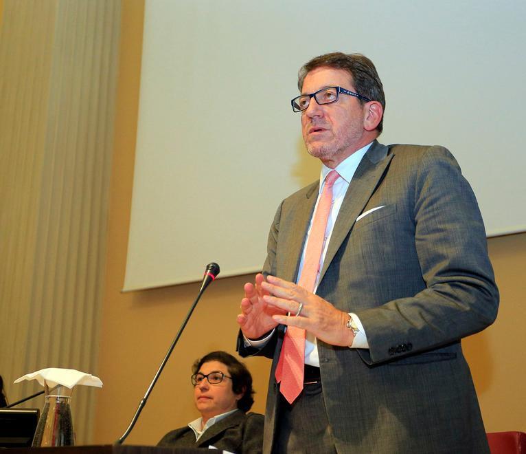 Lavoro, in arrivo 400 posti con market e megastore 