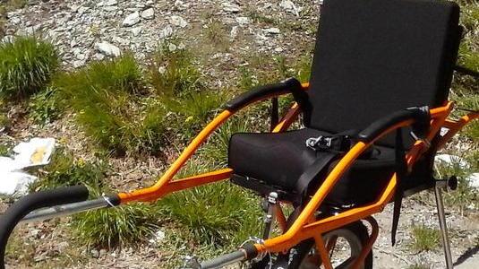 La sedia per disabili Joëlette