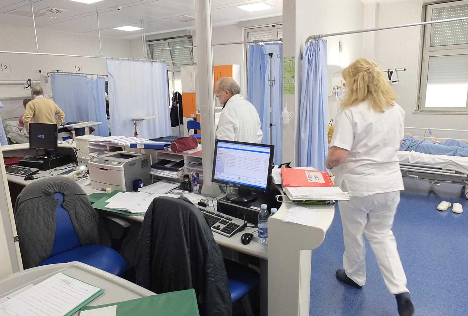 Alcuni terminali del sistema informatico all'interno del pronto soccorso