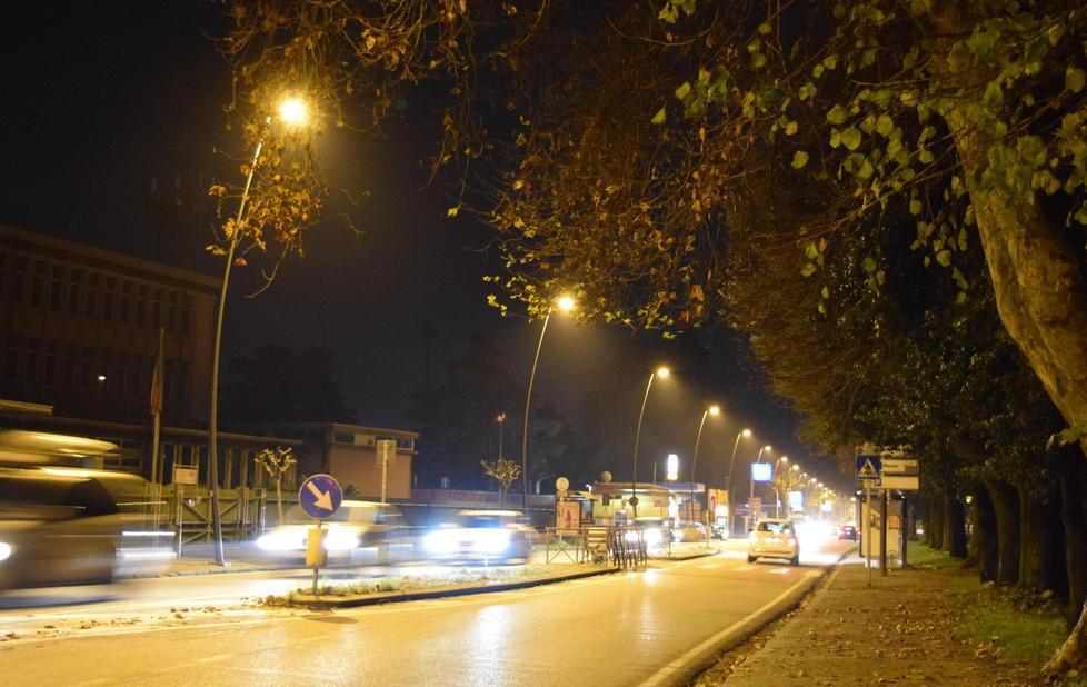 Nuova illuminazione per la torre Guinigi 