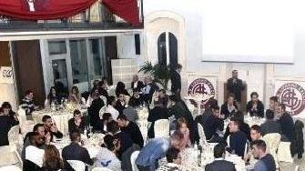A cena con gli sponsor amaranto tra brindisi, risate e incoraggiamenti